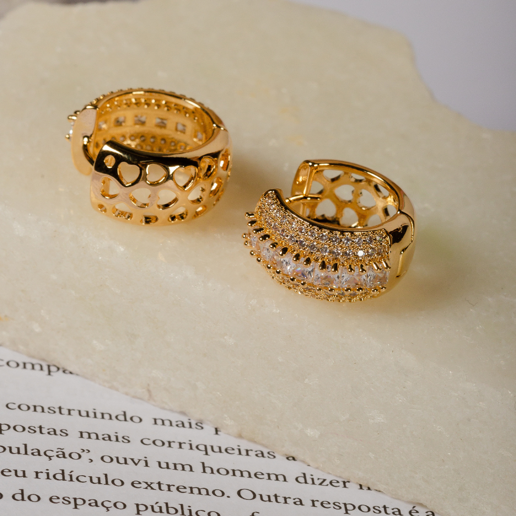 Argola Robusta Cravejada Banhado a Ouro 18K/Ródio Branco