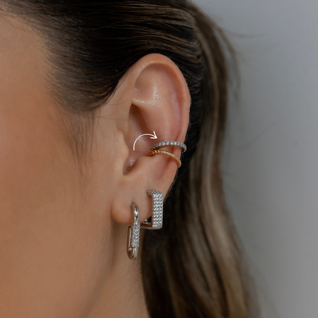 Piercing Fake Cravejado Banhado a Ouro 18K/Ródio Branco